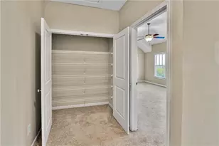 1660 Gilstrap Ln NW, Atlanta, GA 30318 - Photo 27