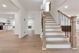 3839 Vinyard Way NE, Marietta, GA 30062 - Photo 5