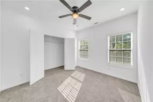 1136 Oak Knoll Terrace SE, Atlanta, GA 30315 - Photo 17