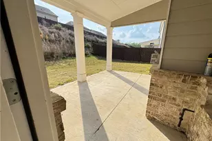 1572 Dover Creek Ln, Lawrenceville, GA 30045 - Photo 39