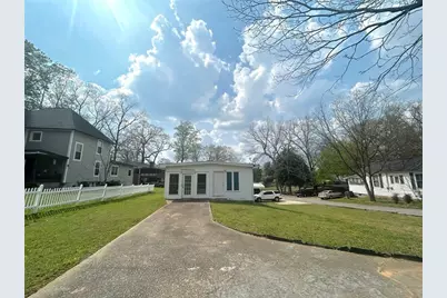 148 Robertson Avenue, Tallapoosa, GA 30176 - Photo 1