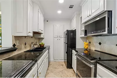 3201 Lenox Road NE #26, Atlanta, GA 30324 - Photo 11