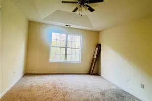 8973 Jimmy Lee Cir, Jonesboro, GA 30238 - Photo 9