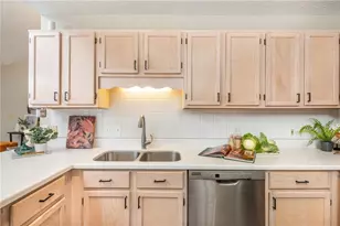 229 Dennis Dr, Alpharetta, GA 30009 - Photo 19