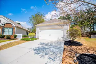 240 River Meadow Dr, Lagrange, GA 30241 - Photo 3