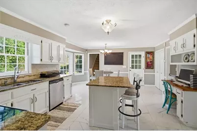 2563 Bridgewood Lane, Snellville, GA 30078 - Photo 9