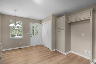 110 Walraven Way SE, Calhoun, GA 30701 - Photo 13