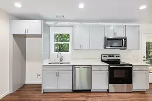 8079 Beachwood Dr, Murrayville, GA 30564 - Photo 7