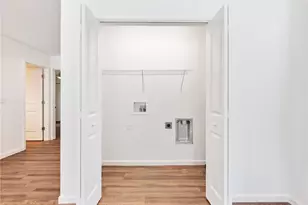 8083 Beachwood Dr, Murrayville, GA 30564 - Photo 13