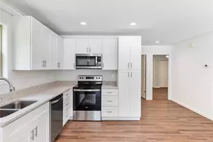 8083 Beachwood Dr, Murrayville, GA 30564 - Photo 11