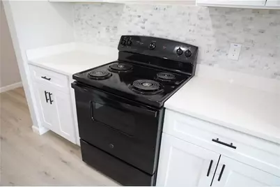 1321 Surrey Lane SW, Marietta, GA 30008 - Photo 15