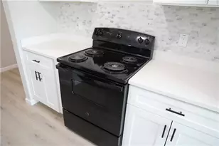 1321 Surrey Ln SW, Marietta, GA 30008 - Photo 15