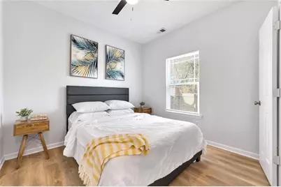 56 Holly Road NW, Atlanta, GA 30314 - Photo 9