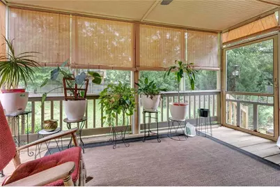 1760 SE Heatherstone Hollow SE, Conyers, GA 30013 - Photo 35