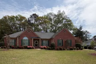 1760 SE Heatherstone Hollow SE, Conyers, GA 30013 - Photo 1