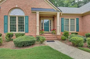 1760 SE Heatherstone Hollow, Conyers, GA 30013 - Photo 3