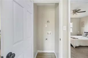 2360 S Hairston Rd, Decatur, GA 30035 - Photo 21