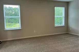 6907 Winchester Pl, Fairburn, GA 30213 - Photo 11