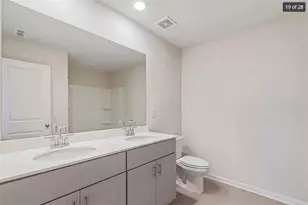 6901 Durham Ln, Fairburn, GA 30213 - Photo 7