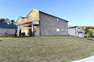 6901 Durham Ln, Fairburn, GA 30213 - Photo 3