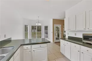 135 Kripple Kreek Dr, Sharpsburg, GA 30277 - Photo 7