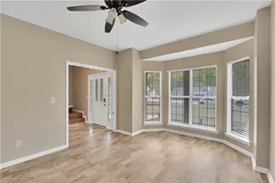 135 Kripple Kreek Dr, Sharpsburg, GA 30277 - Photo 3