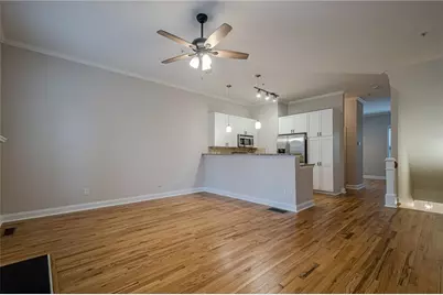 1949 Sterling Oaks Circle NE #13, Atlanta, GA 30319 - Photo 9