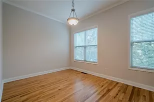 1949 Sterling Oaks Cir NE, Atlanta, GA 30319 - Photo 11