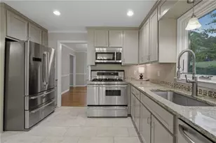 2418 Stockton Dr, Marietta, GA 30066 - Photo 7