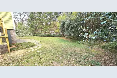 1047 Ridge Avenue, Stone Mountain, GA 30083 - Photo 21