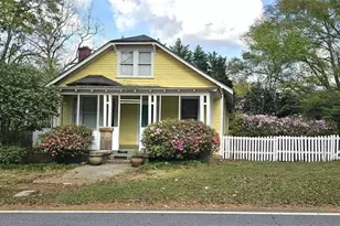 1047 Ridge Ave, Stone Mountain, GA 30083 - Photo 3