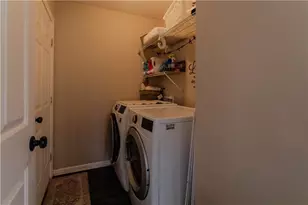 300 Channings Lake Dr, Lawrenceville, GA 30043 - Photo 33