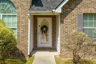 6869 Fireside Ln, Atlanta, GA 30349 - Photo 5