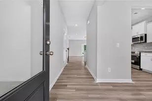 126 Sycamore Ln, Calhoun, GA 30701 - Photo 3