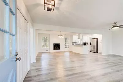 3553 Sandy Woods Lane, Stone Mountain, GA 30083 - Photo 3