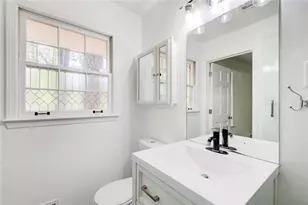 3553 Sandy Woods Ln, Stone Mountain, GA 30083 - Photo 21