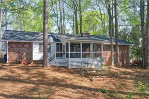 3553 Sandy Woods Ln, Stone Mountain, GA 30083 - Photo 31