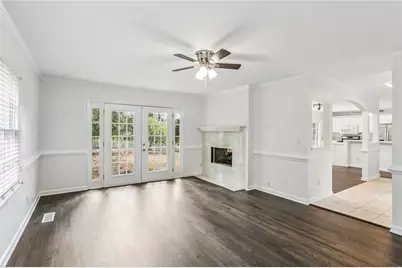 2581 Sharondale Drive #0, Atlanta, GA 30305 - Photo 9