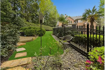 4966 Long Island Drive, Atlanta, GA 30327 - Photo 47