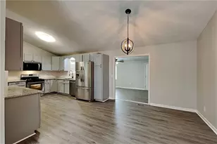 107 Hartley Woods Dr NE, Kennesaw, GA 30144 - Photo 5