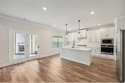 5515 Tullis Drive, Gainesville, GA 30507 - Photo 15