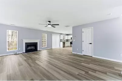 360 Walton View, Fairburn, GA 30213 - Photo 9