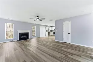 360 Walton View, Fairburn, GA 30213 - Photo 9