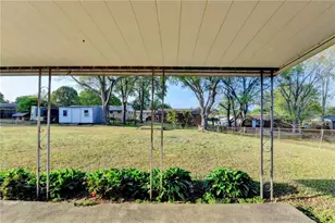 1071 Mountain View Rd NW, Conyers, GA 30012 - Photo 35