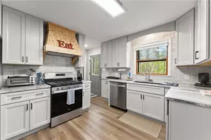 103 Tugalo Point, Lavonia, GA 30553 - Photo 9