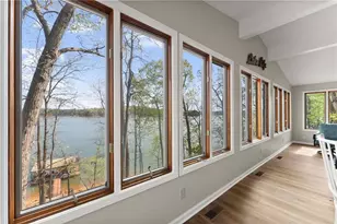 103 Tugalo Point, Lavonia, GA 30553 - Photo 17