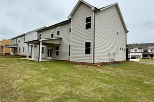 5511 Tullis Dr, Gainesville, GA 30507 - Photo 5