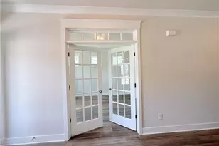 5511 Tullis Dr, Gainesville, GA 30507 - Photo 11
