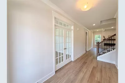 5511 Tullis Drive, Gainesville, GA 30507 - Photo 13
