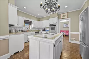 110 Amsterdam Dr SW, Lilburn, GA 30047 - Photo 19